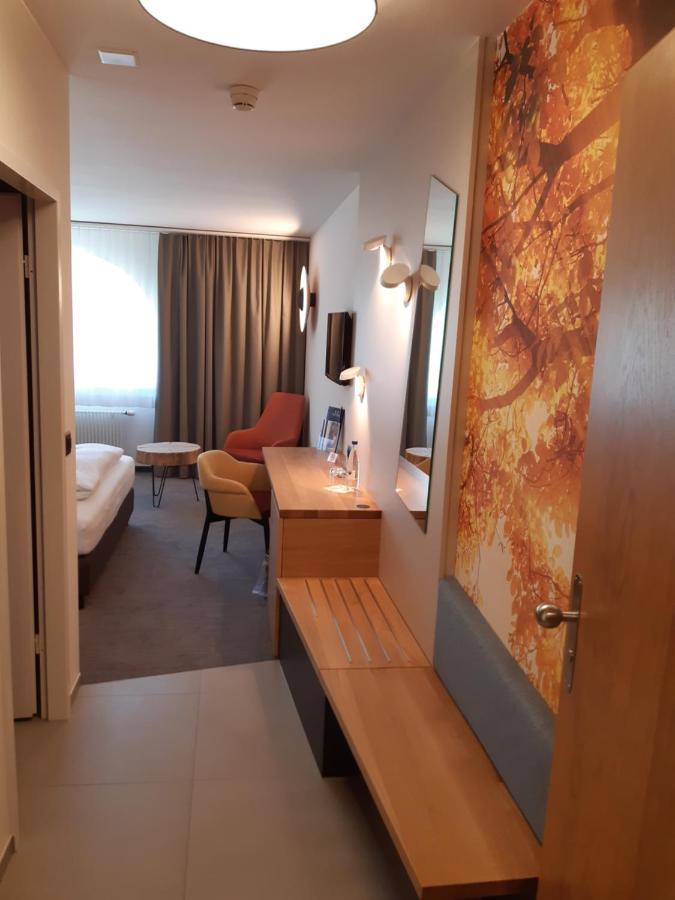 Hotel Urs Und Viktor Bettlach Exterior foto